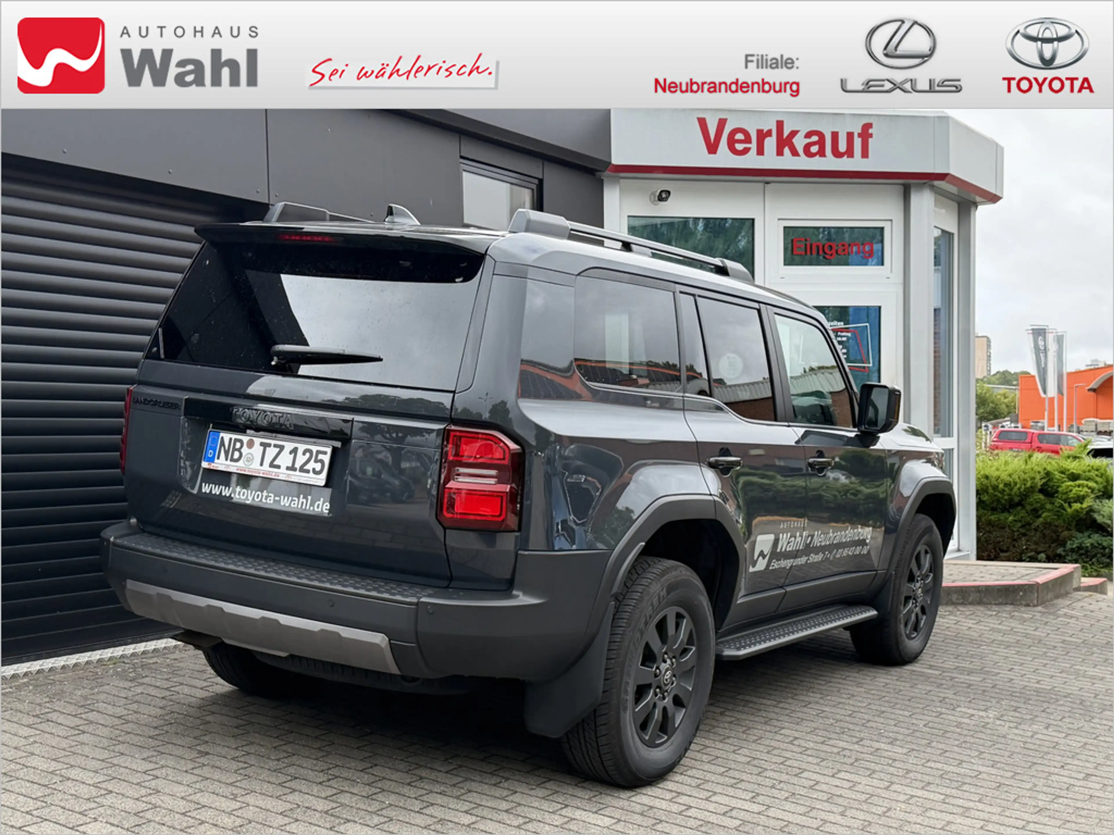 Toyota Land Cruiser 2.8 2,8 D-4D 151 kW AWD Executive — photo 7