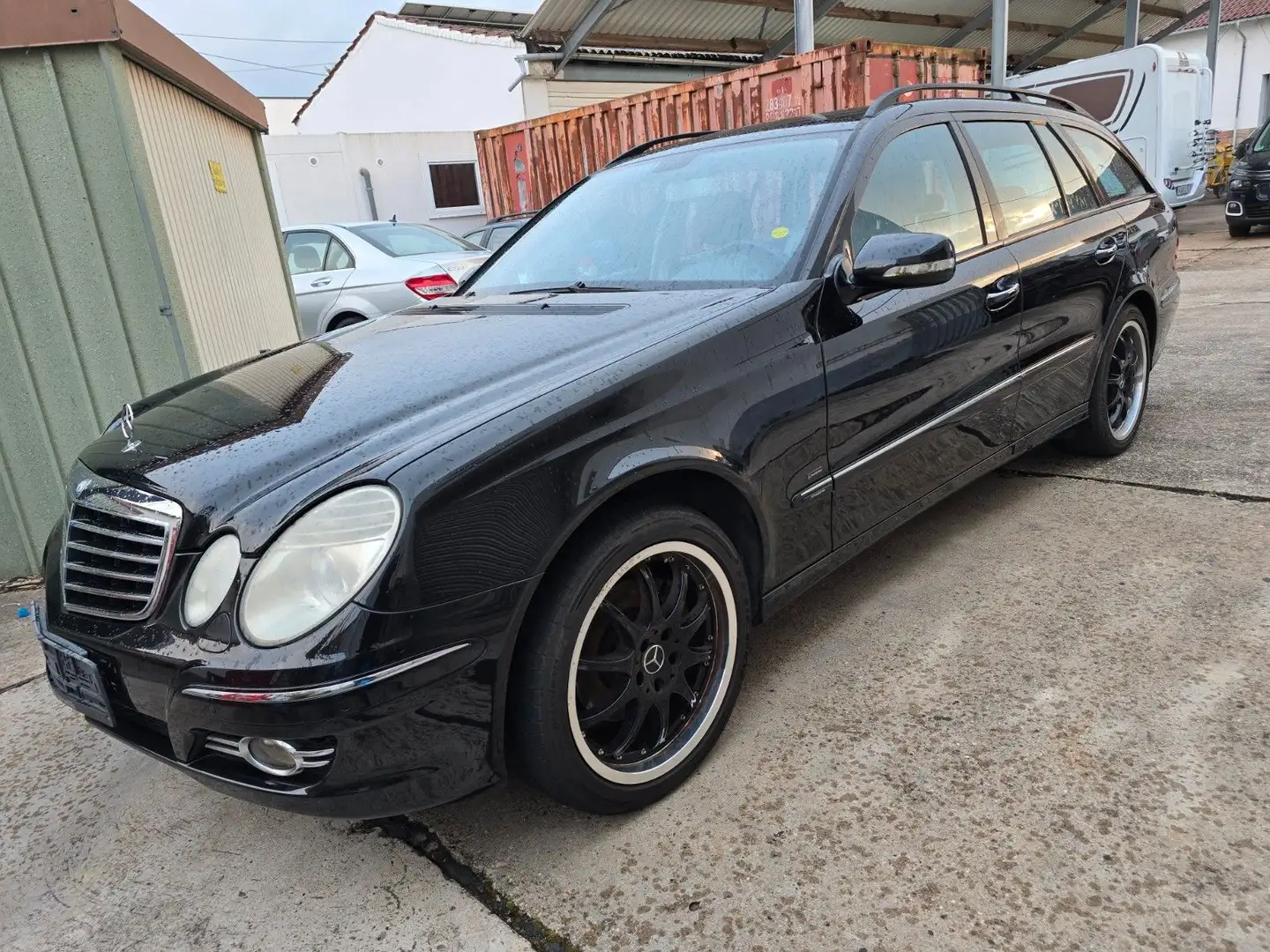 Mercedes-Benz E 320 E -Klasse T-Modell E 320 T CDI 4Matic TÜV Schwarz - 1