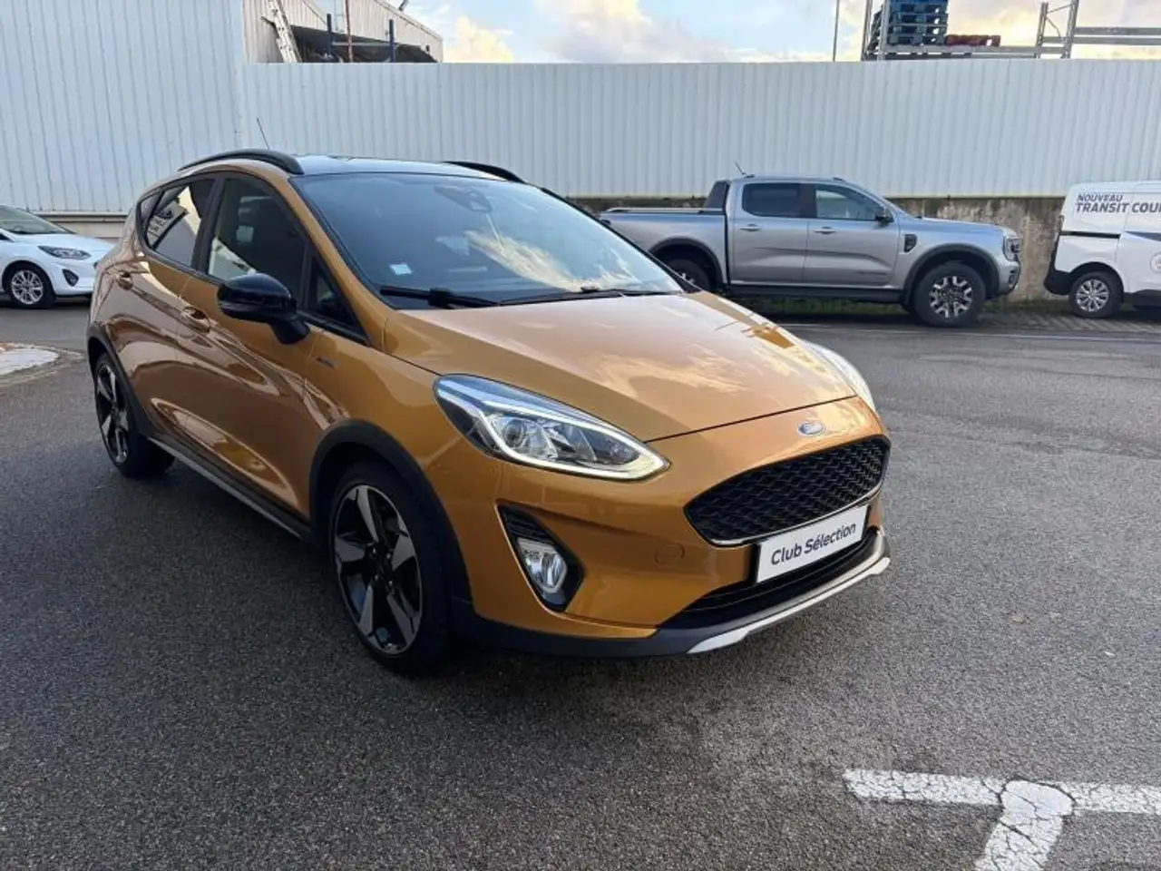 Ford Fiesta Active — photo 7