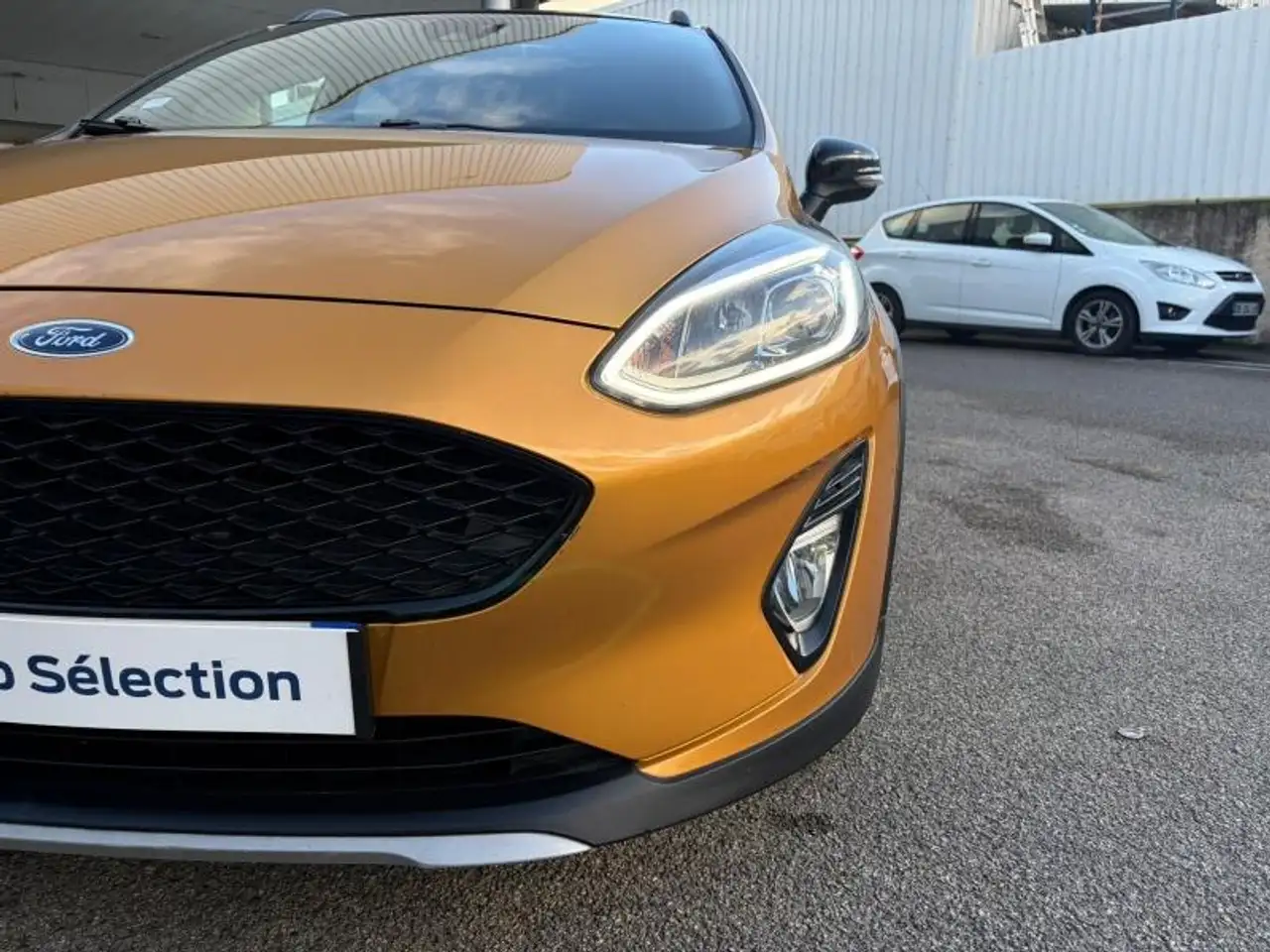 Ford Fiesta Active — photo 8