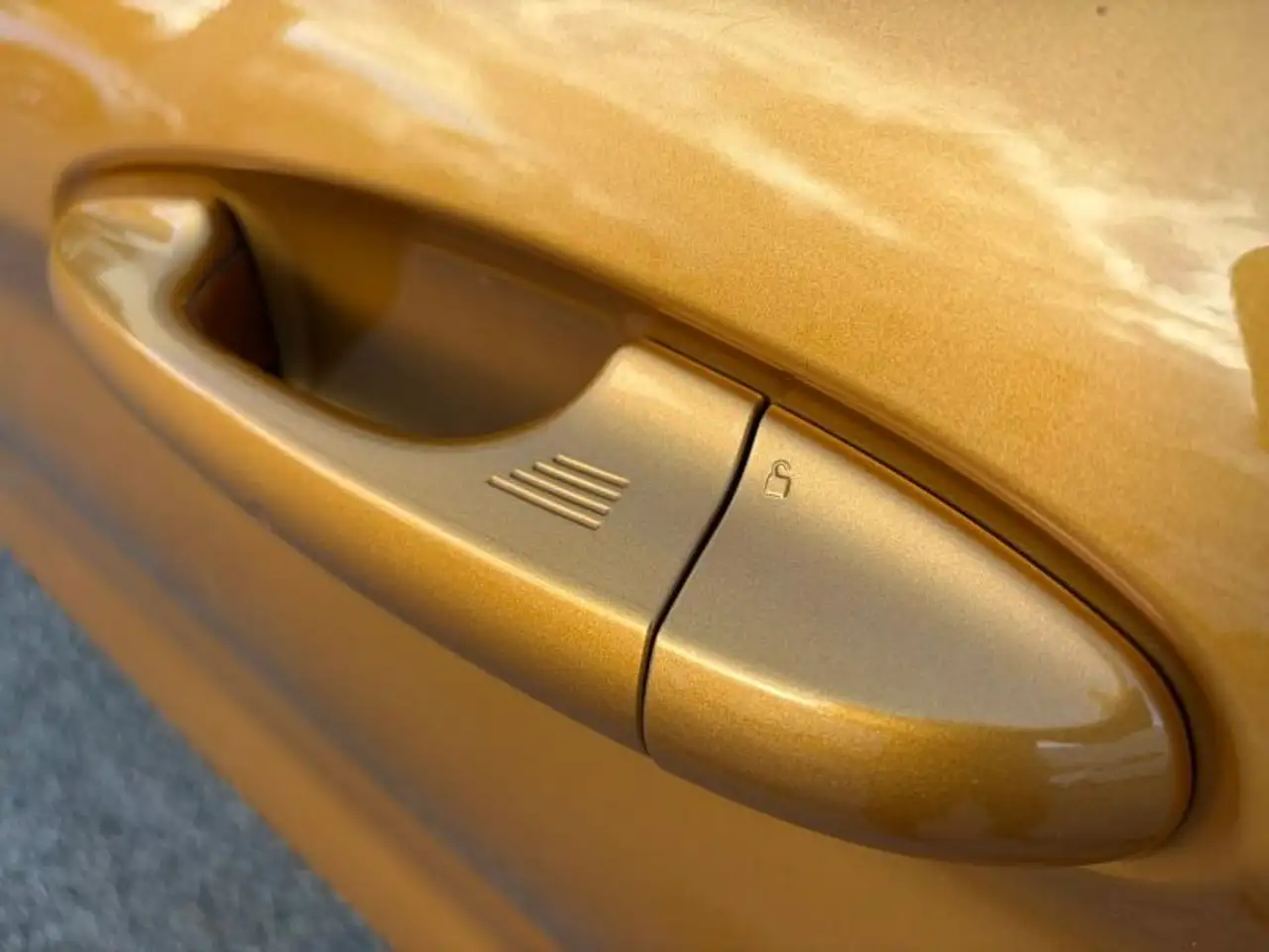 Ford Fiesta Active — photo 9