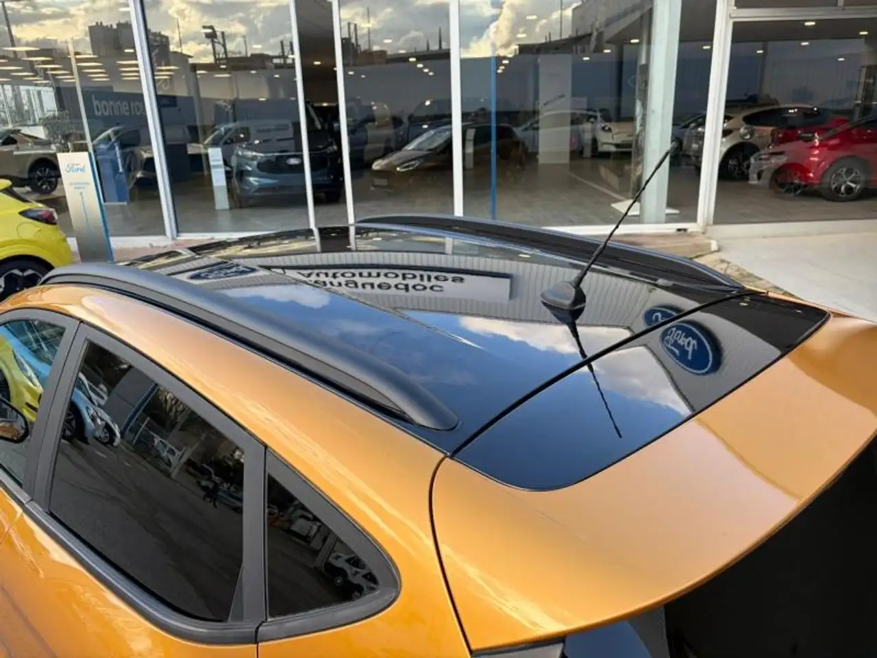 Ford Fiesta Active — photo 13