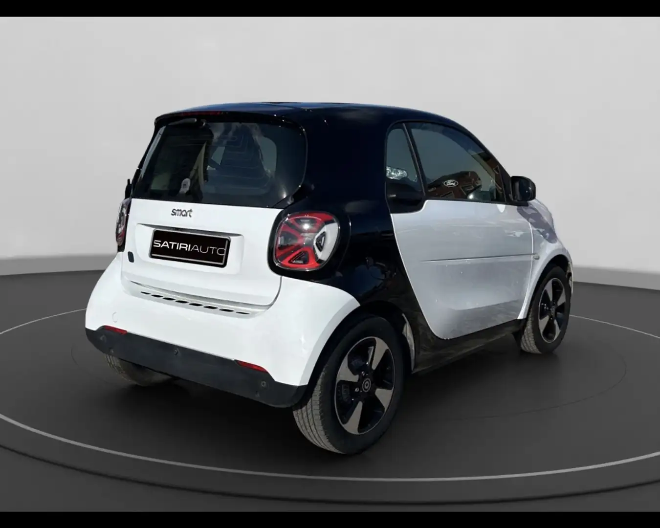 smart forTwo 4,6kW EQ Pulse Bianco - 2
