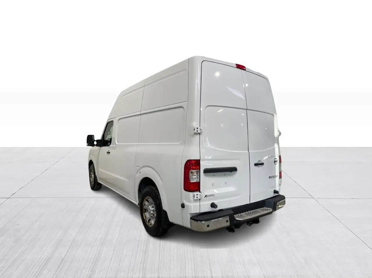 Nissan NV Cargo снимка Nissan NV Cargo