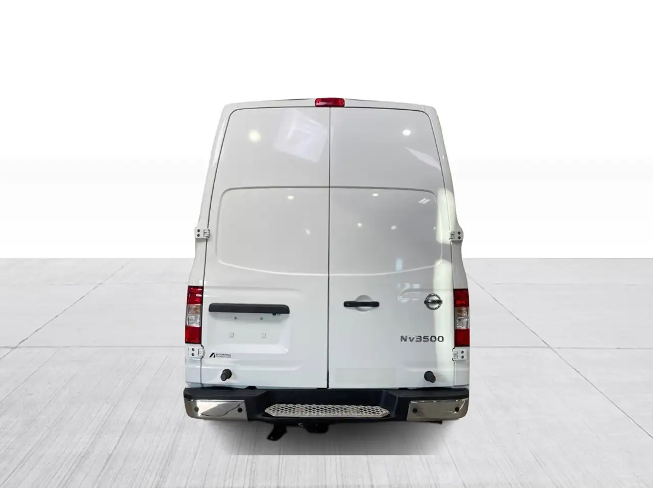 Nissan NV Cargo снимка Nissan NV Cargo
