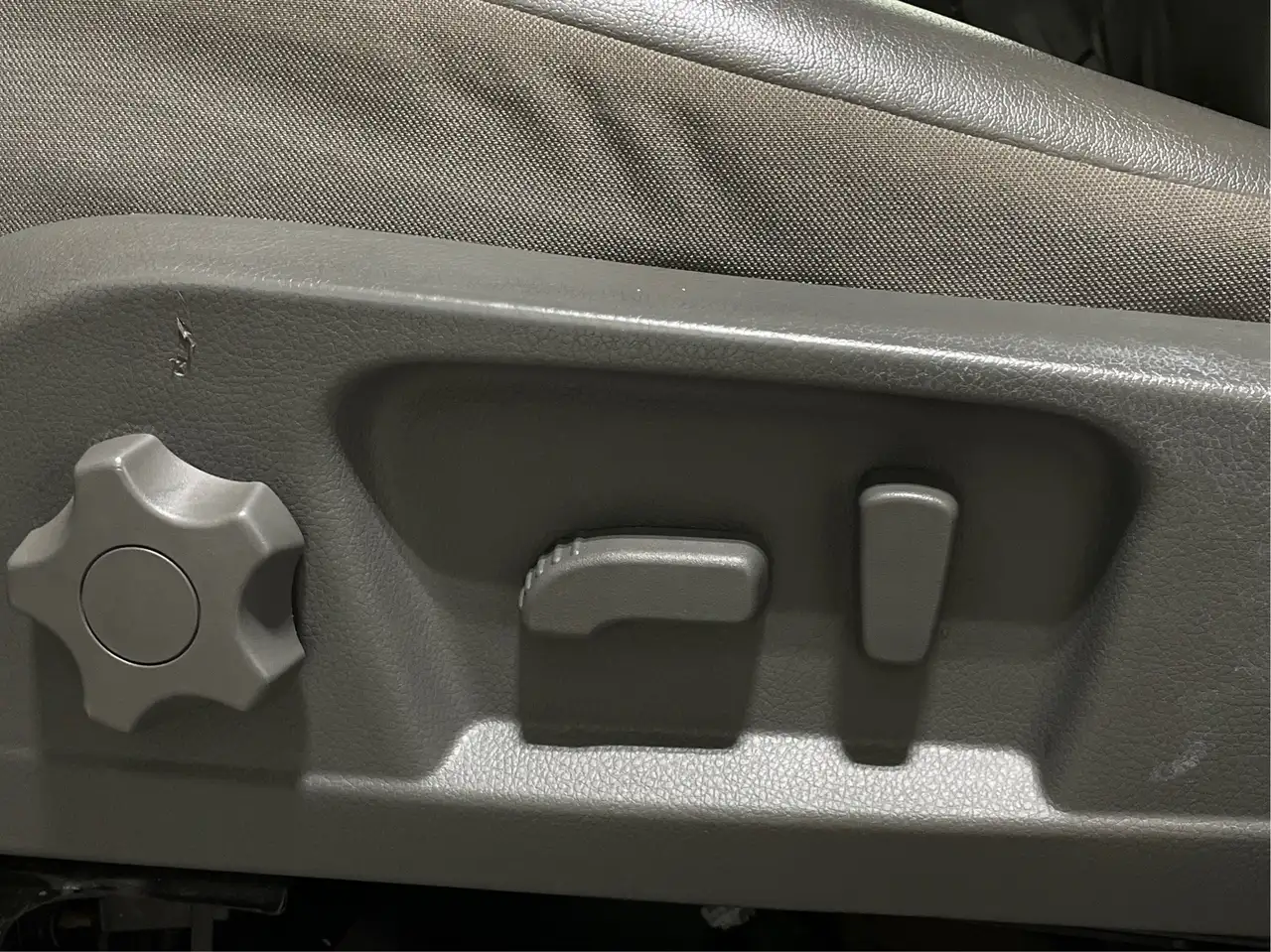 Nissan NV Cargo снимка Nissan NV Cargo