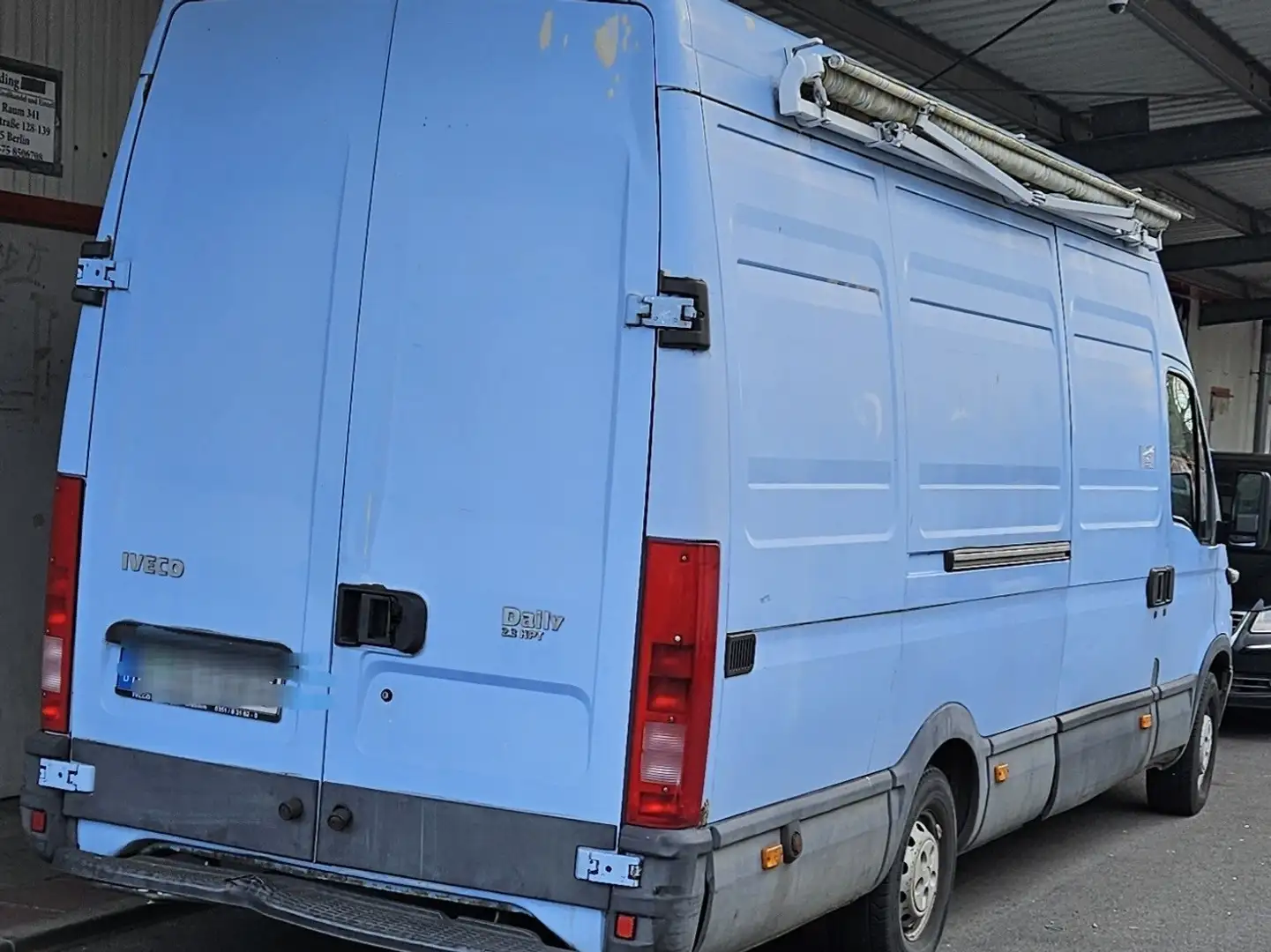 Iveco Daily 29 L 14 V Blauw - 2