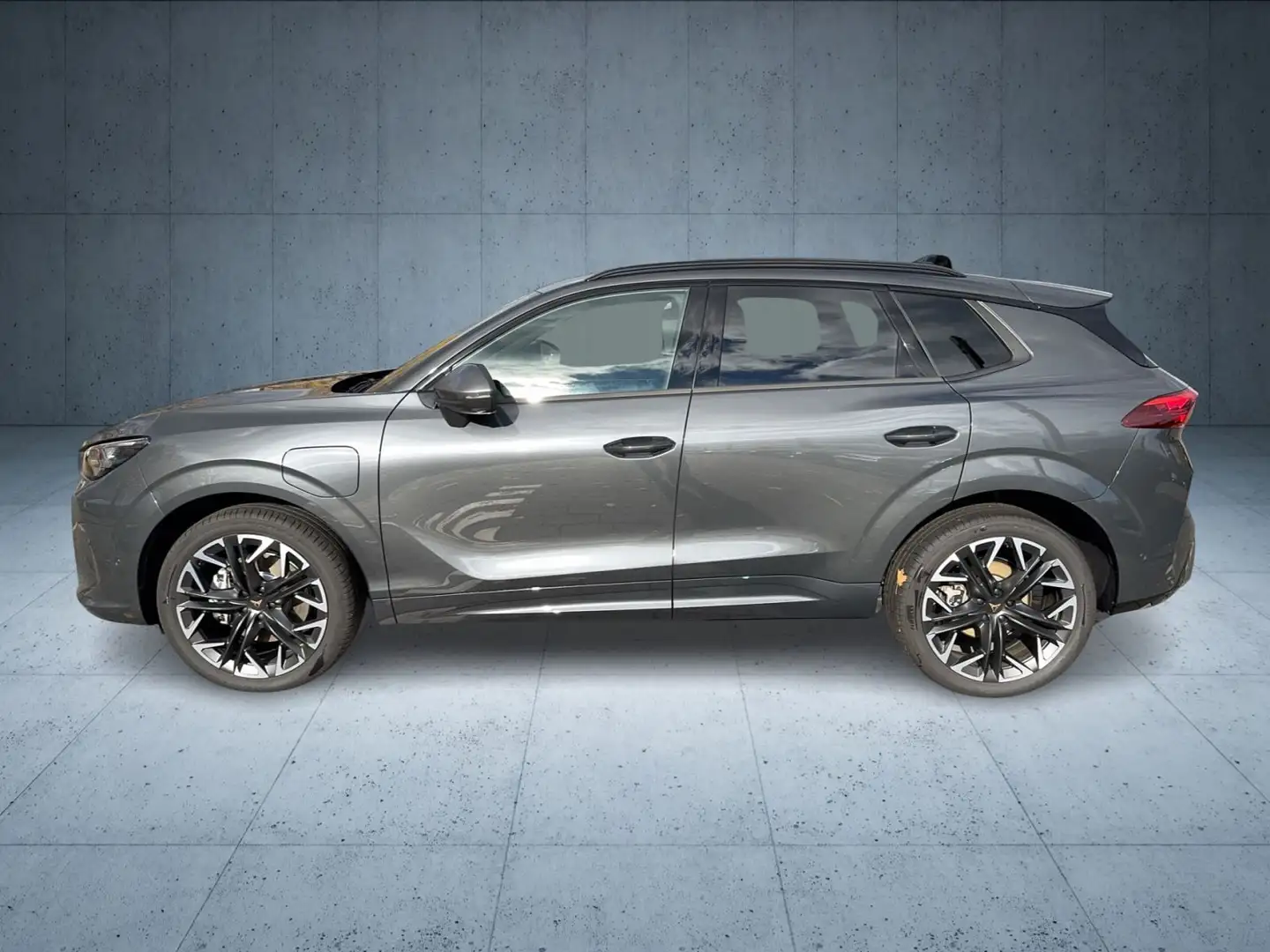 CUPRA Terramar e-Hybrid Matrix/Kam/Nav/Edge/20"/HuD/AC Gris - 2