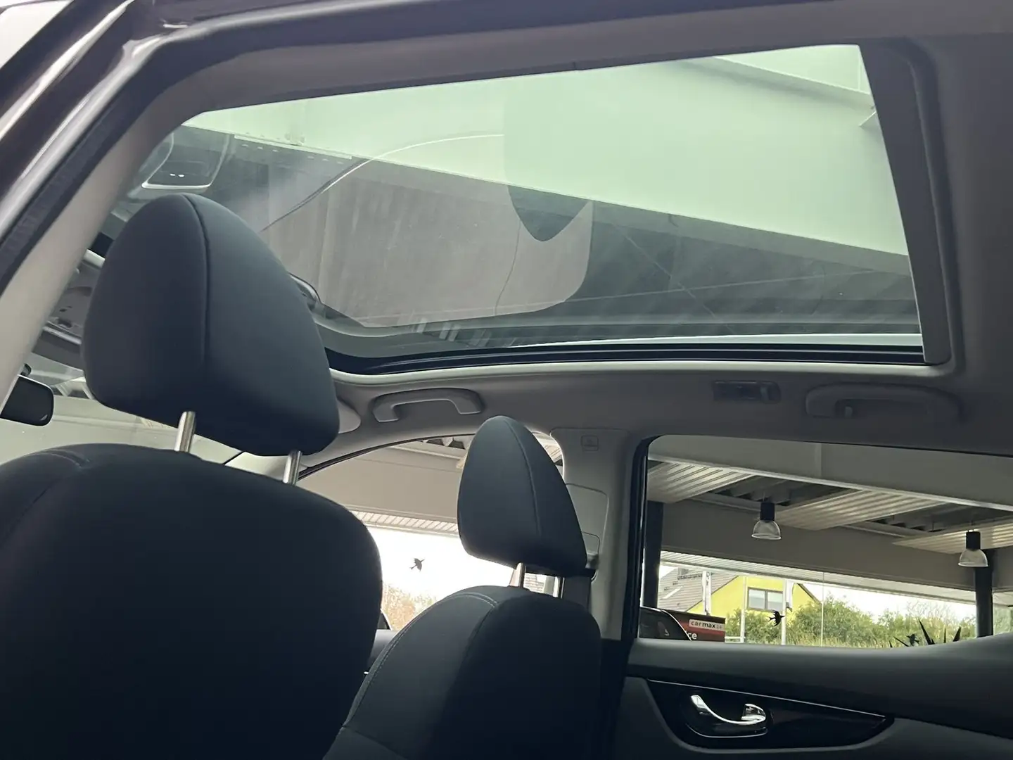 Nissan Qashqai Tekna Navi Kamera Panorama AHK 1.Hand Paars - 2