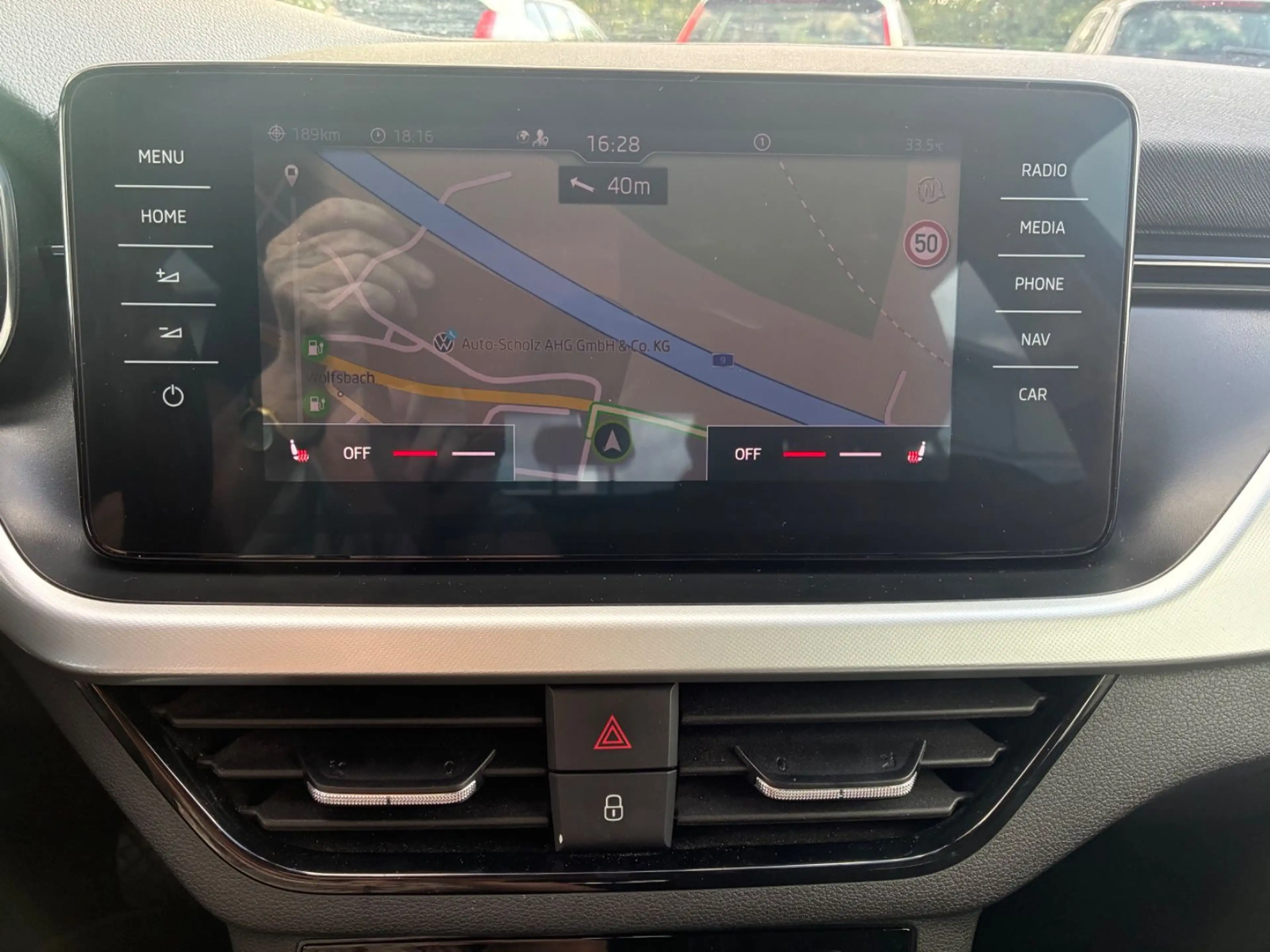 Skoda Kamiq 1,5 TSI AUT/NAV/LED/PDC/SHZ — photo 15