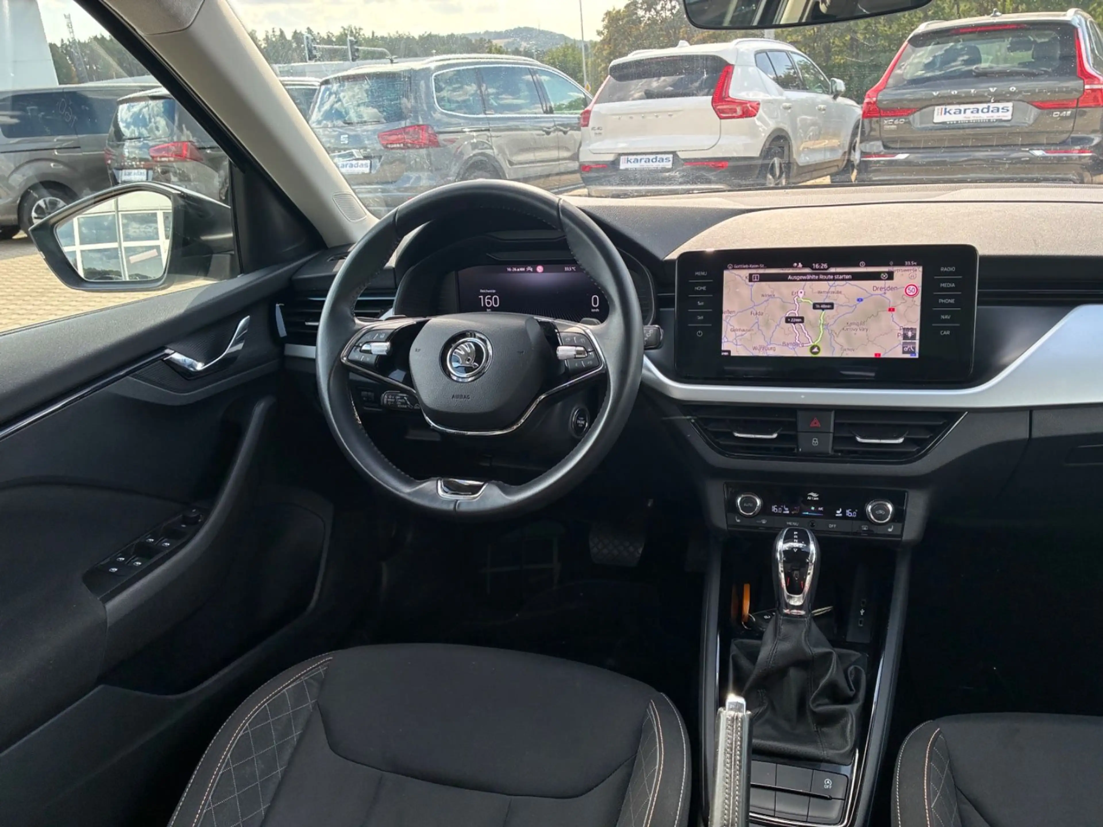 Skoda Kamiq 1,5 TSI AUT/NAV/LED/PDC/SHZ — photo 12