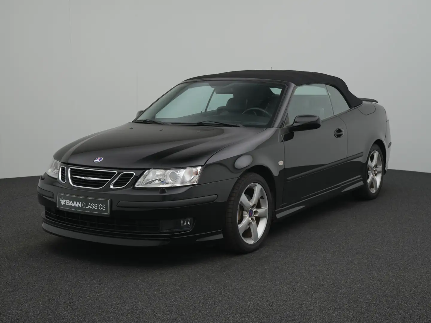 Saab 9-3 Cabrio 2.0t Vector | Lage km stand! | Top onderhou Zwart - 1