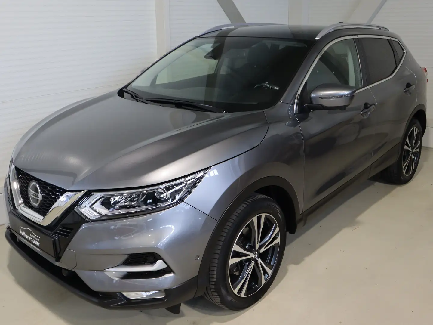 Nissan Qashqai Tekna Navi/LED/Teilleder/360° Grau - 1
