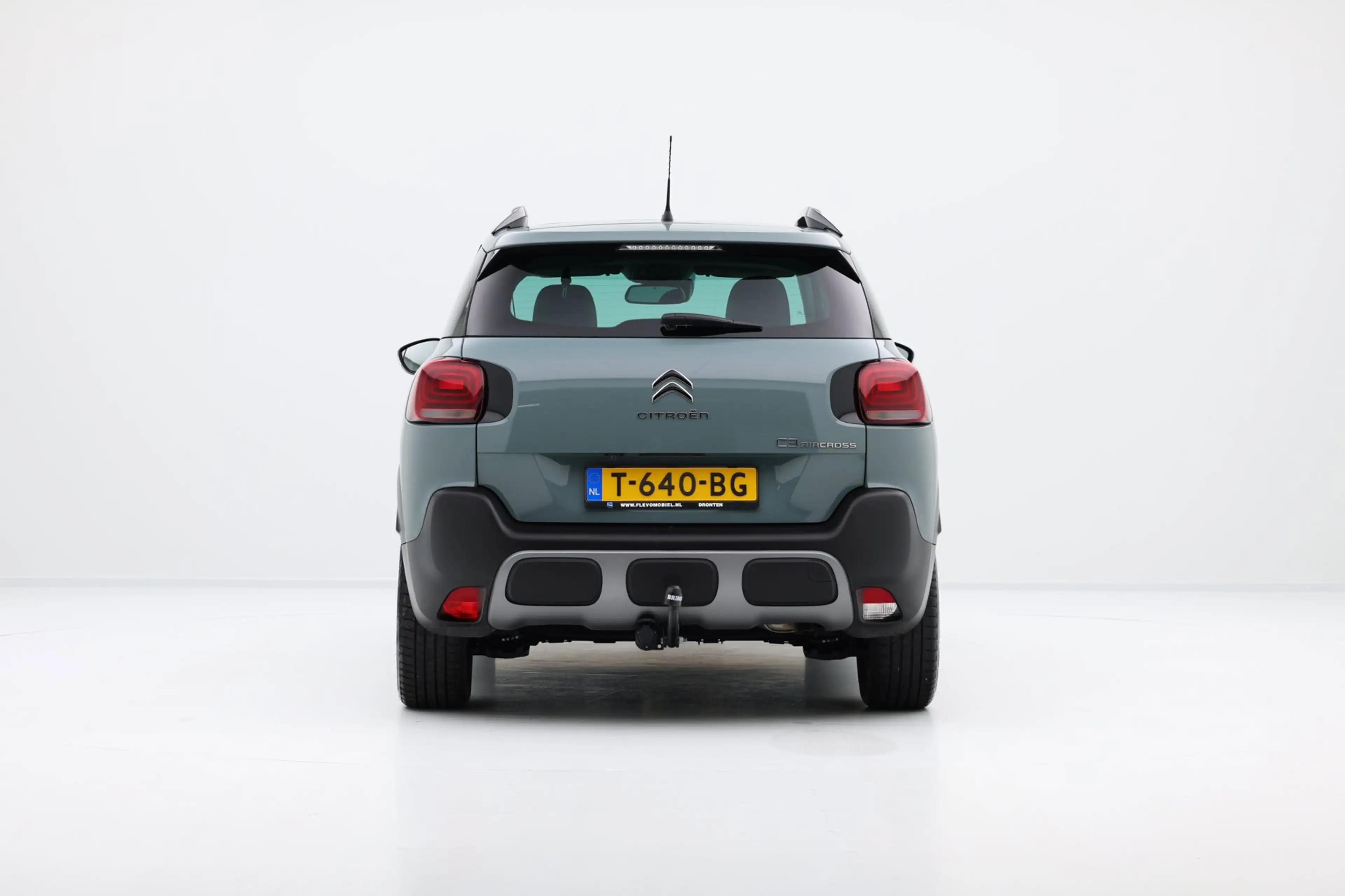 Citroen C3 Aircross 1.2 PureTech Shine Pack Pano|Stoelverw.|Carplay|Cl — photo 8