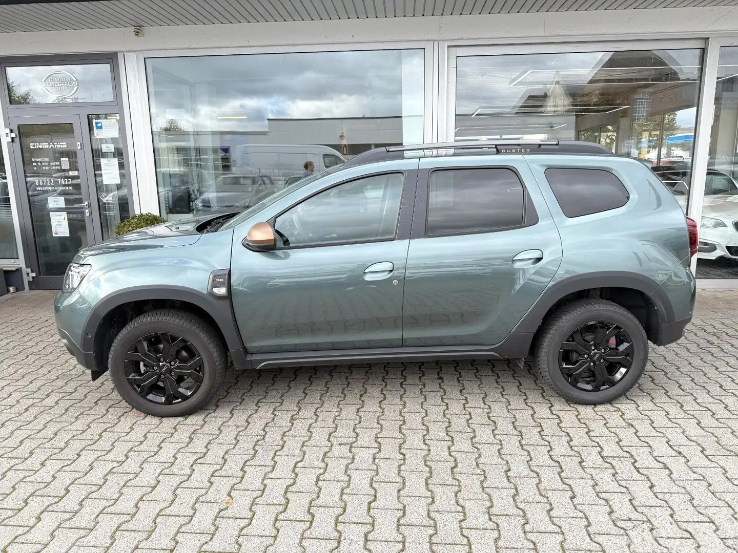Dacia Duster II Extreme *1. HD*NAVI*LED*KAMERA*ALLWETT Vert - 2