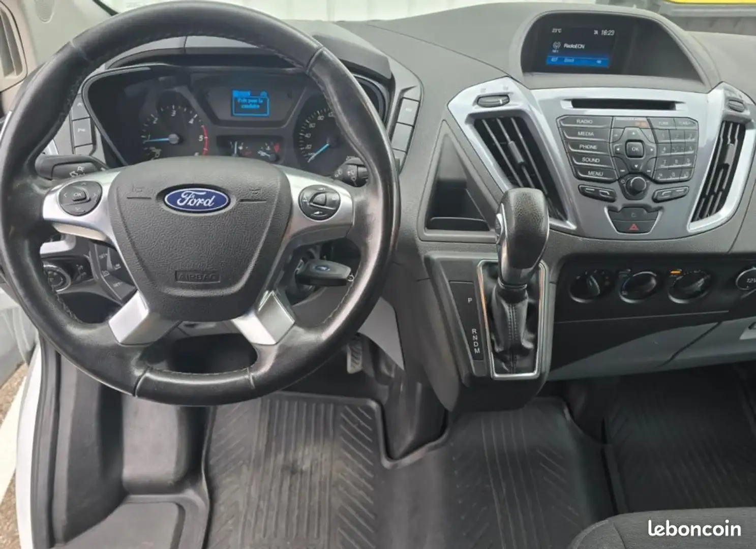 Ford Transit Custom Transit 2.0 TDCI 130ch L2H2 TREND BUSINESS SUIVI COMPLET%2BDISTRIBUTION Negro - 2