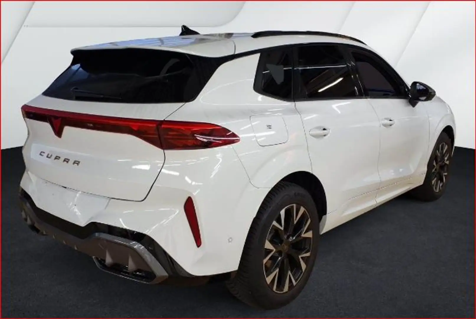 CUPRA Terramar 1.5 eTSI DSG Navi LED HuD el.HK 360°Kam Weiß - 2