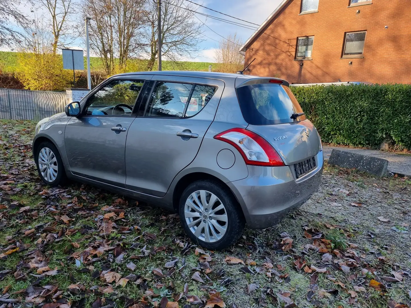 Suzuki Swift 1 an garantie /// AUTOMATIC /// 42000 KM Grijs - 2