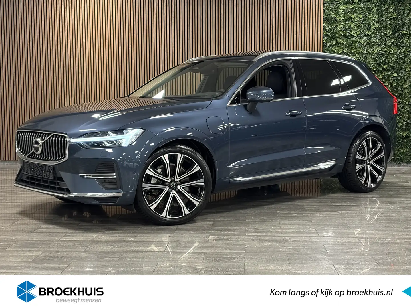 Volvo XC60 T8 AWD Recharge Ultimate Bright | Luchtvering | 36 Bleu - 1