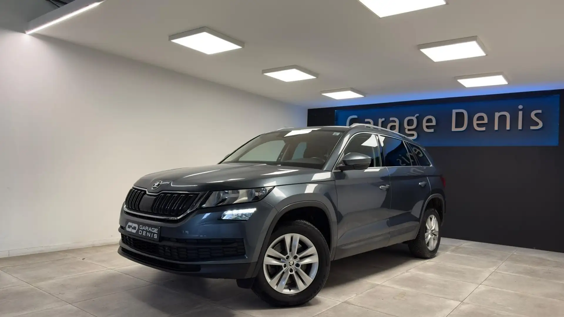 Skoda Kodiaq 2.0 CR TDi Ambition 7pl. DSG*GPS+CAMERA*LED* Gris - 1