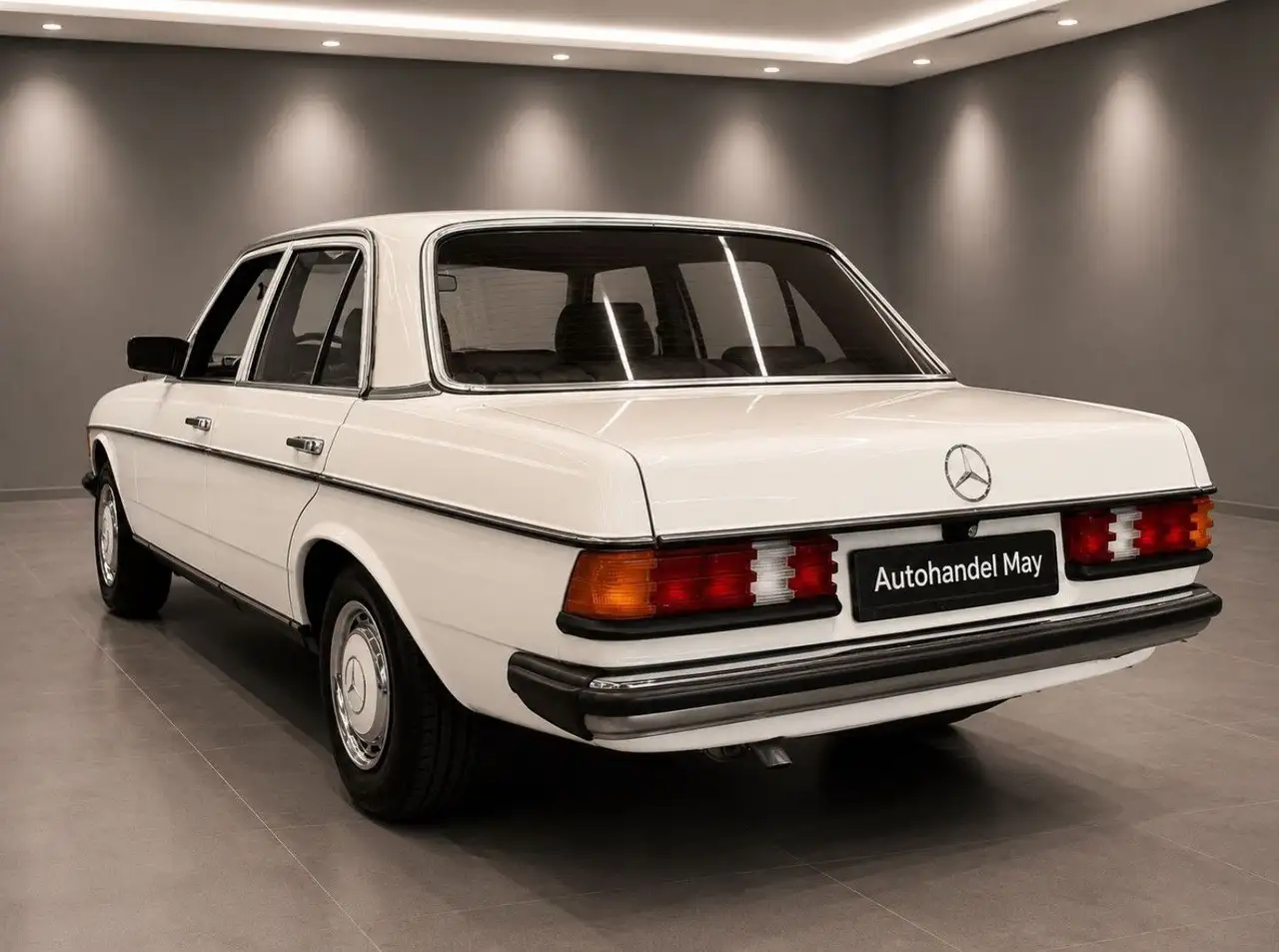 Mercedes-Benz 200 123 200 Tüv Neu H-Zulassung, foto 4