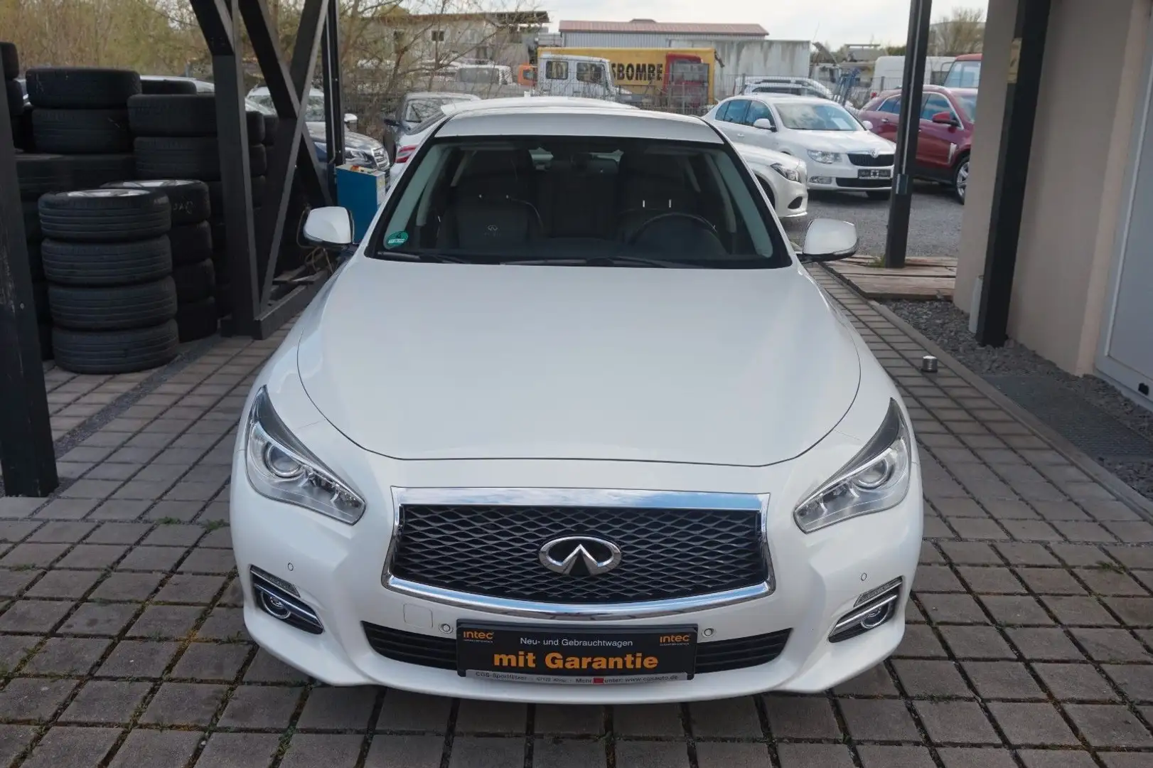 Infiniti Q50 2.2d*Navi InTouch~KeyGo~PDC+Kam~Gel. Weiß - 2