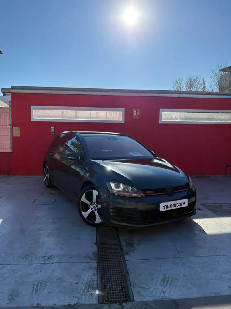Volkswagen Golf GTI 2.0 TSI DSG 220 Negro - 2