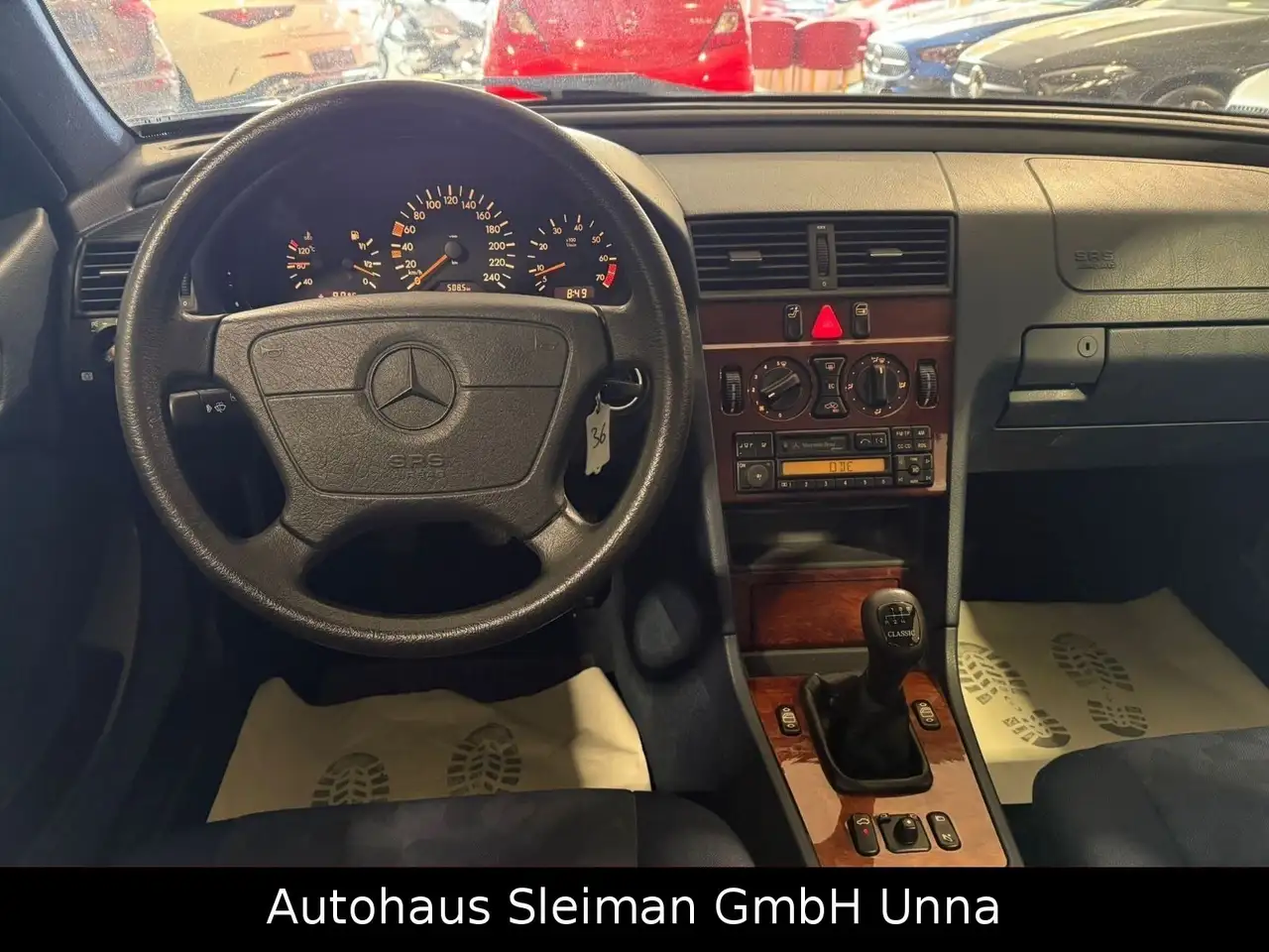 Mercedes-Benz C 180, foto 9