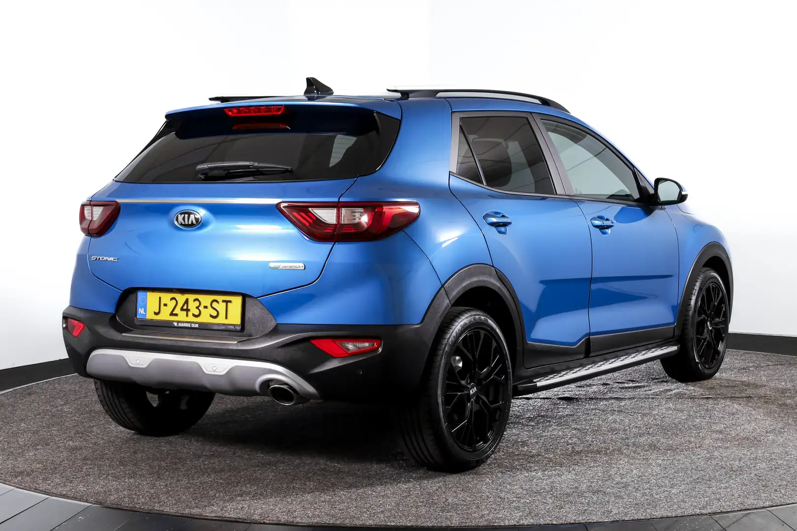 Kia Stonic 1.0 T-GDi MHEV 100 PK DynamicPlusLine | Treeplank Blauw - 2