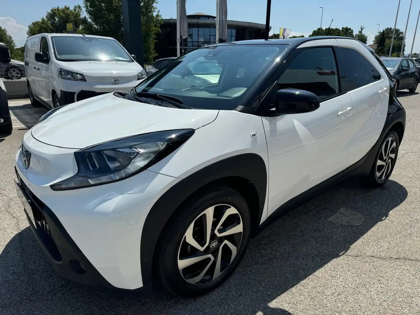 Toyota Aygo X Aygo X 1.0 VVT-i 72 CV 5 porte Trend - 1