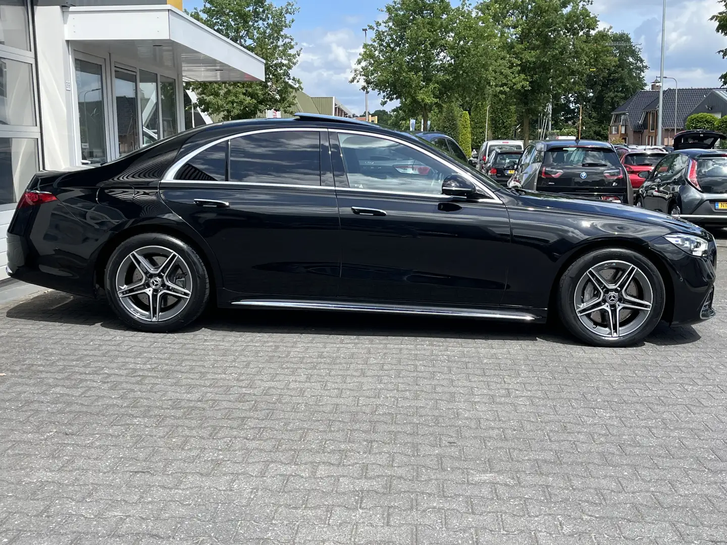 Mercedes-Benz S 350 350d 4MATIC AMG Line HUD Panoramadak Softclose ACC Zwart - 2