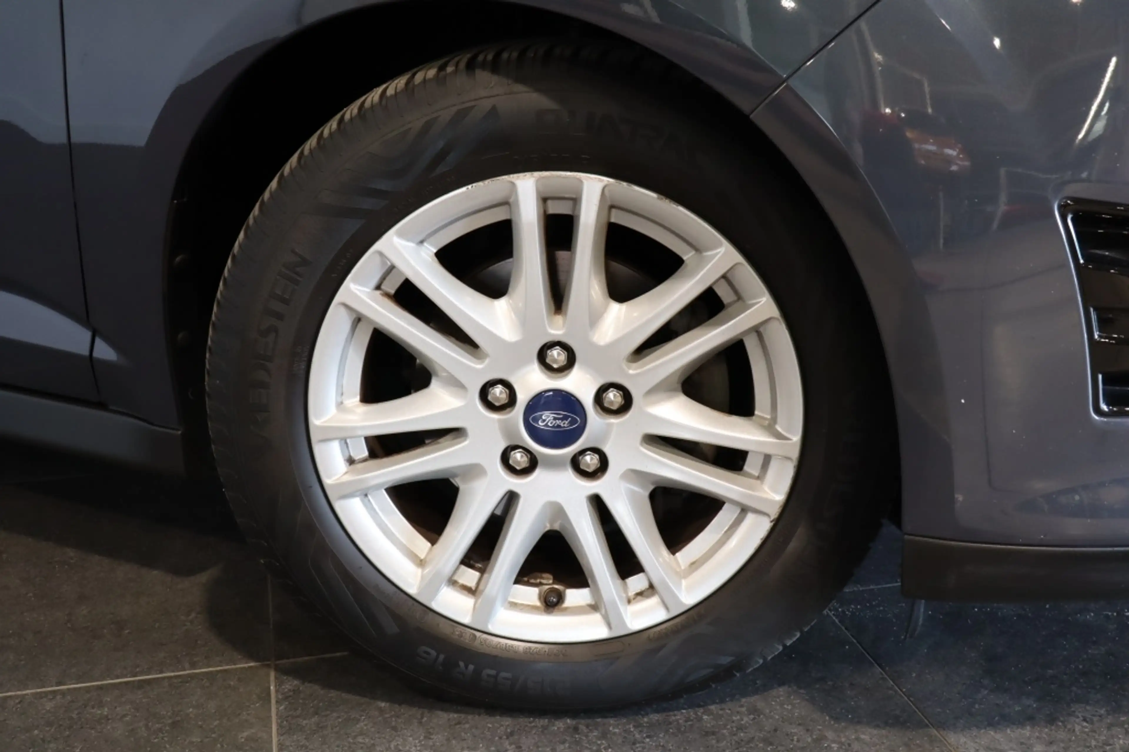 Ford C-Max 1.0 EcoBoost 125pk Titanium — photo 2