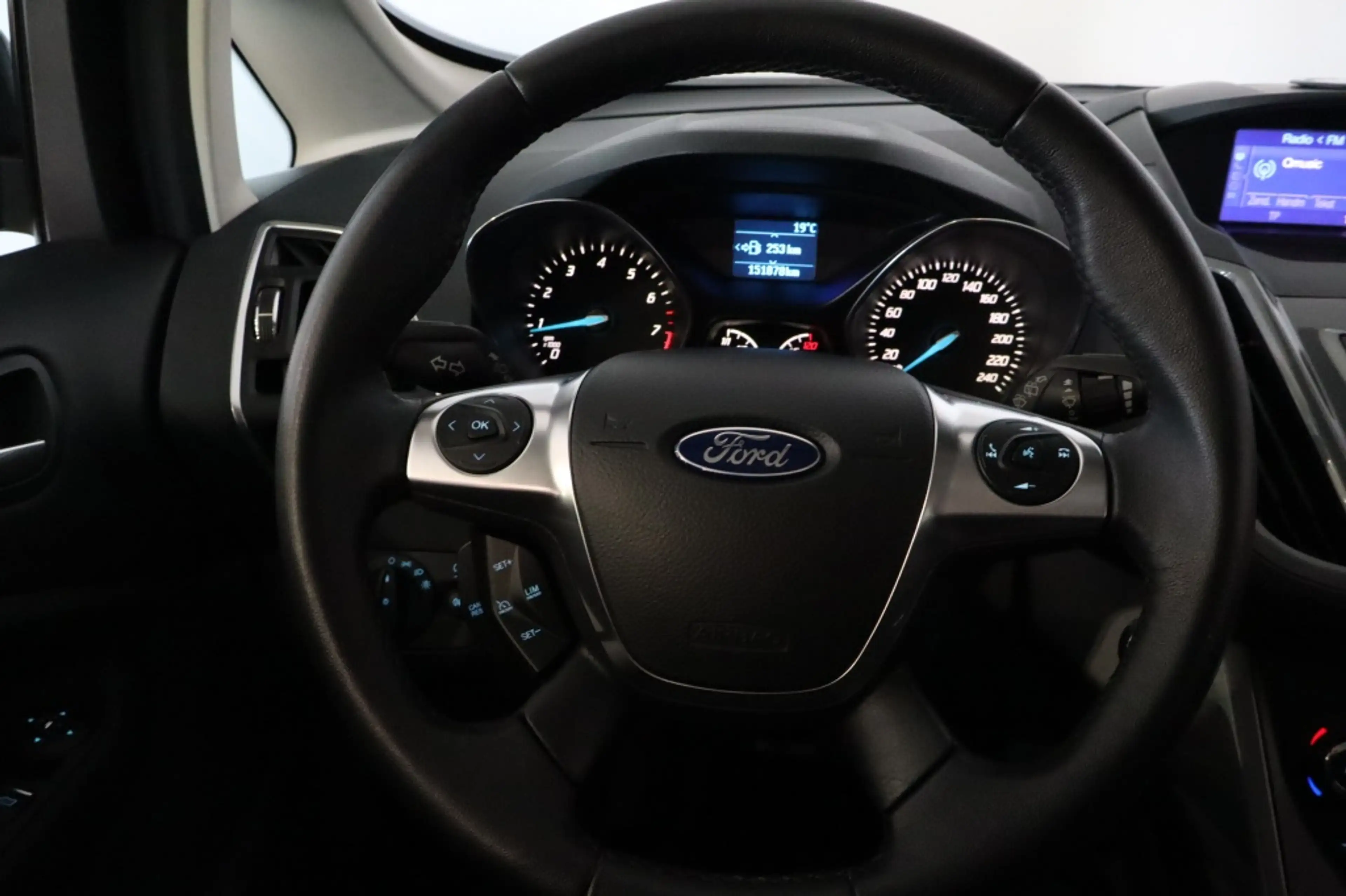 Ford C-Max 1.0 EcoBoost 125pk Titanium — photo 9