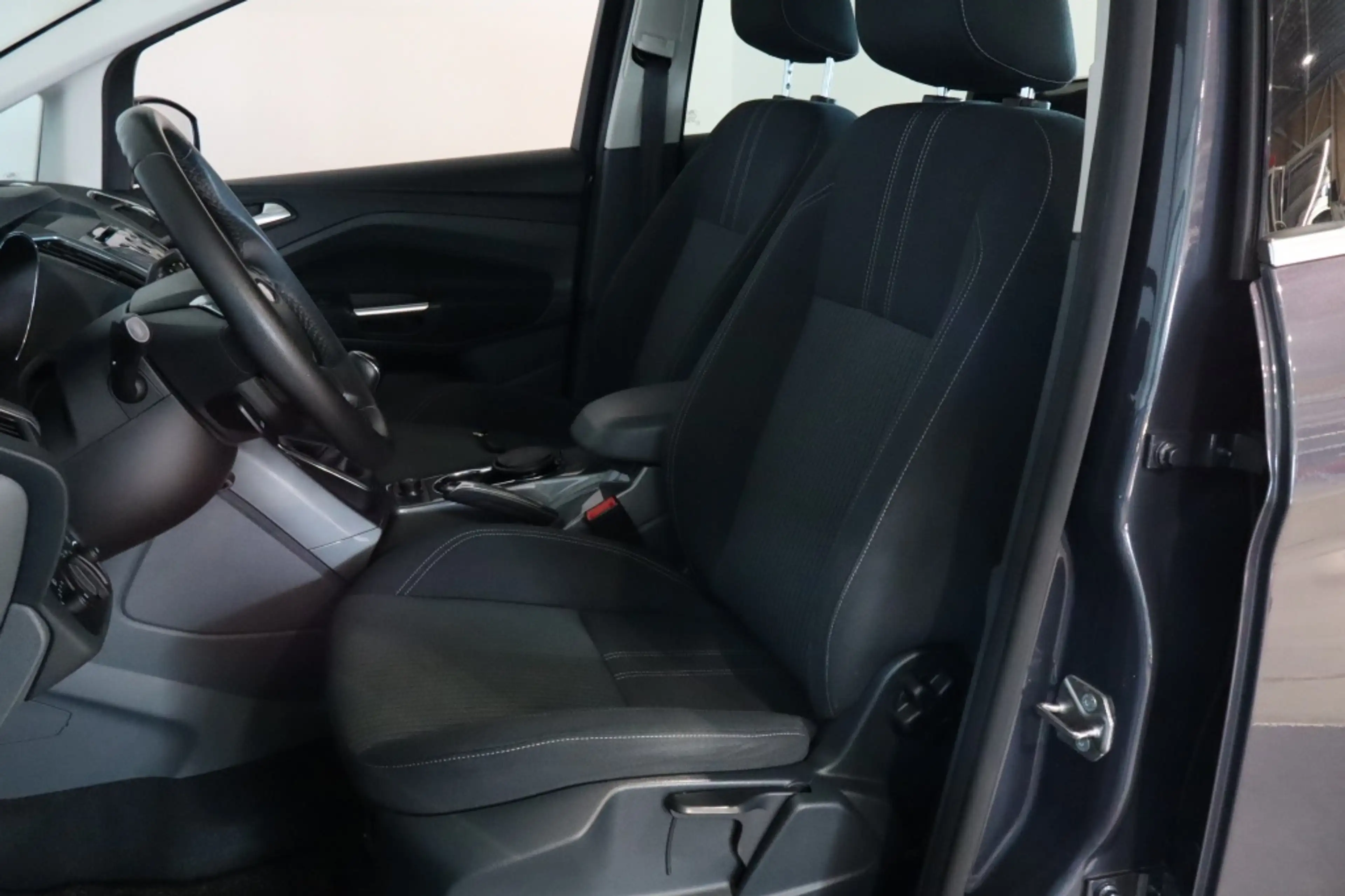 Ford C-Max 1.0 EcoBoost 125pk Titanium — photo 6