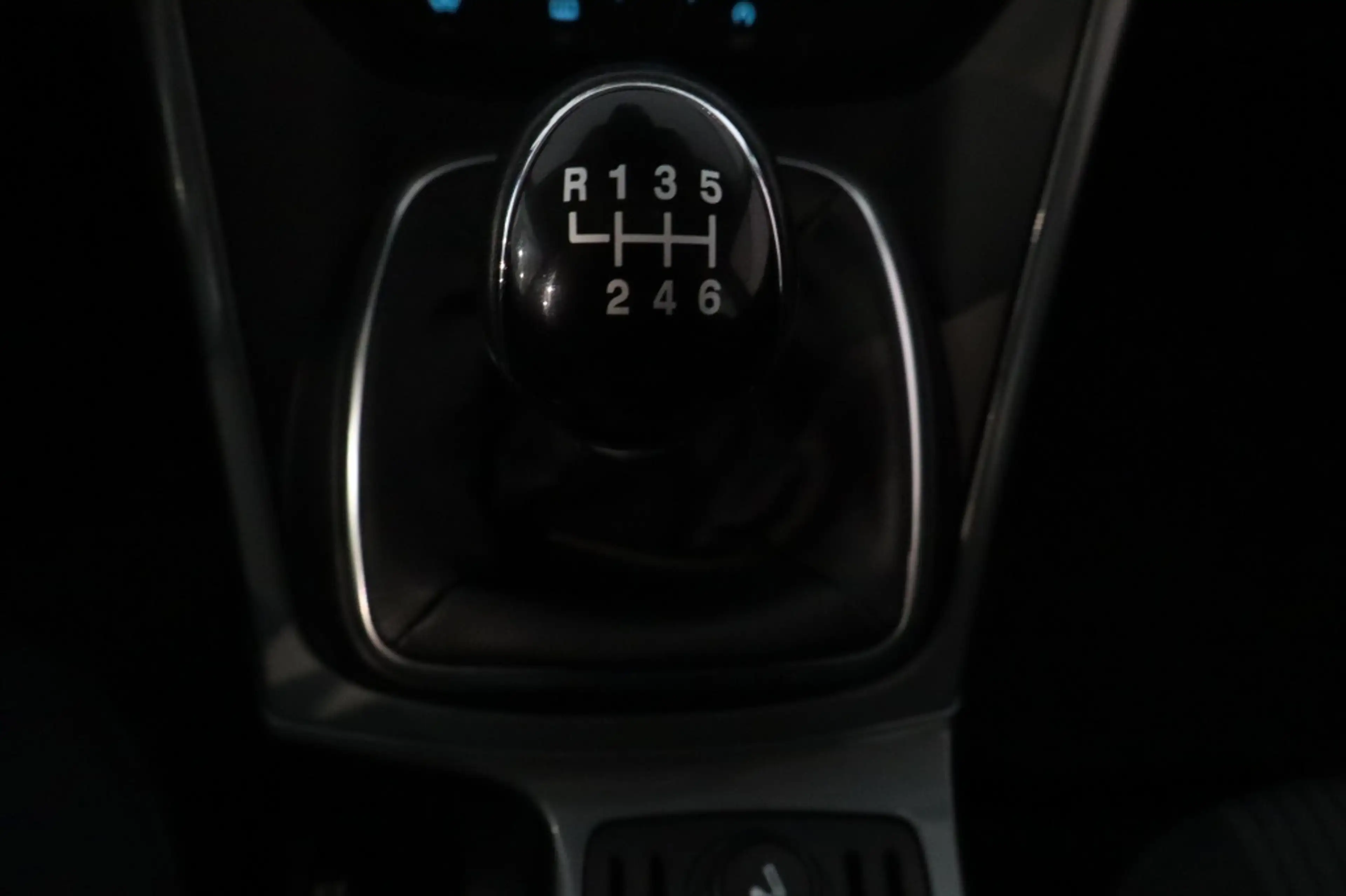 Ford C-Max 1.0 EcoBoost 125pk Titanium — photo 17