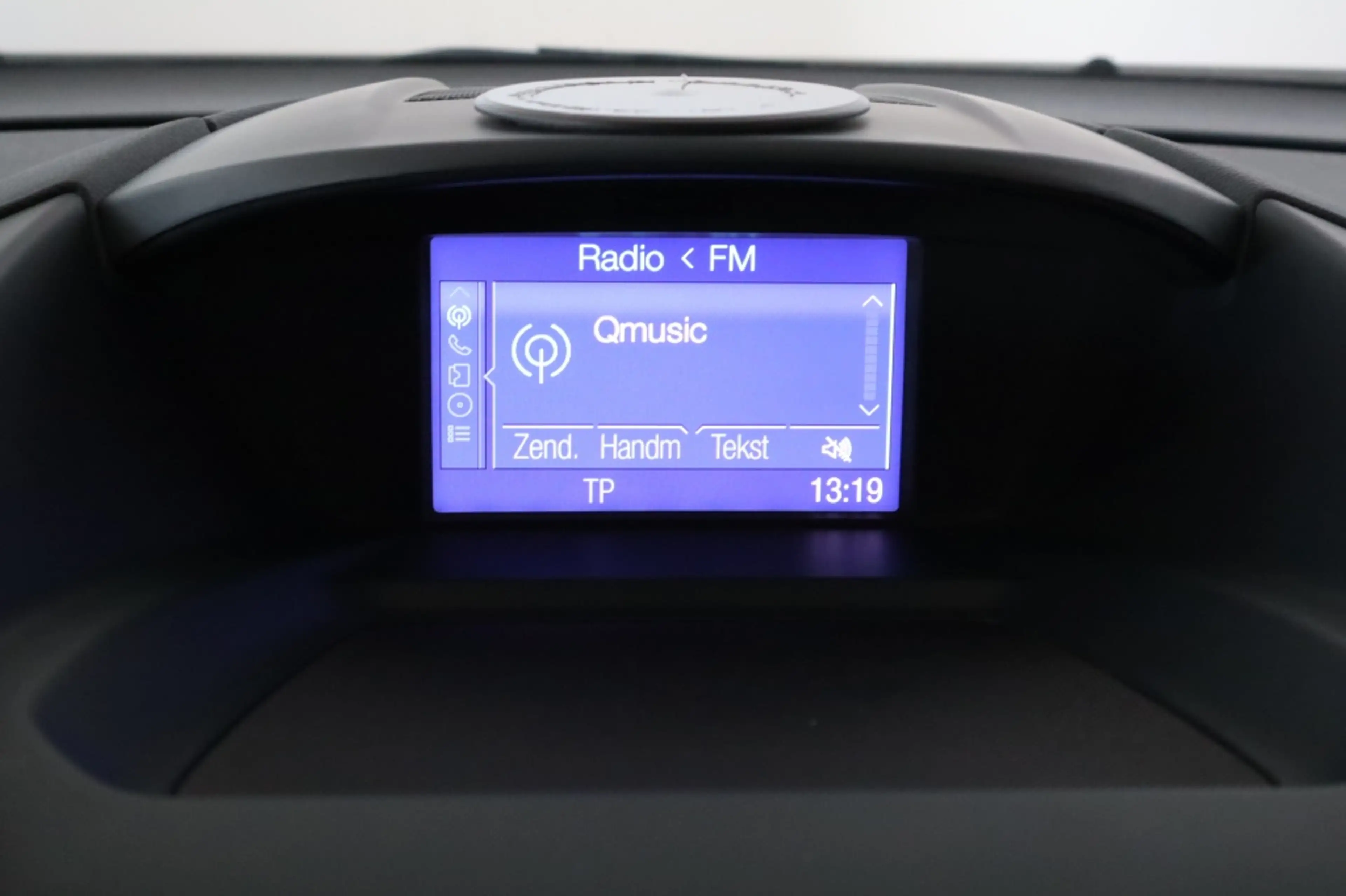 Ford C-Max 1.0 EcoBoost 125pk Titanium — photo 13