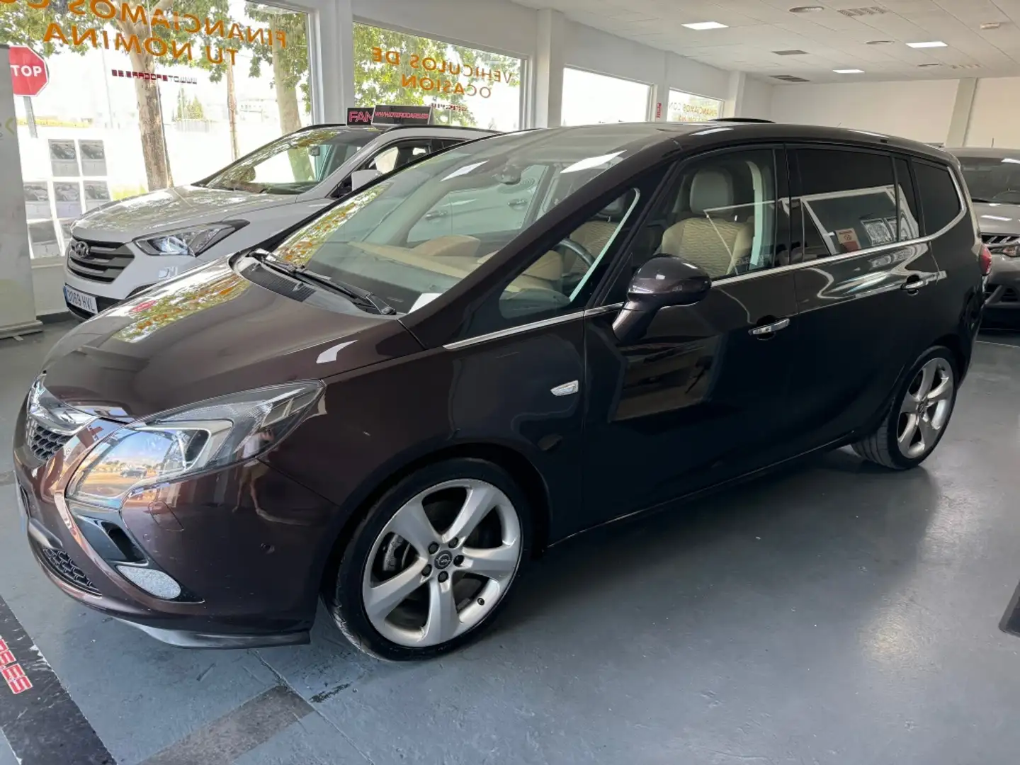 Opel Zafira T. 2.0CDTi Excellence 165 Aut. 19´´ Marrón - 1