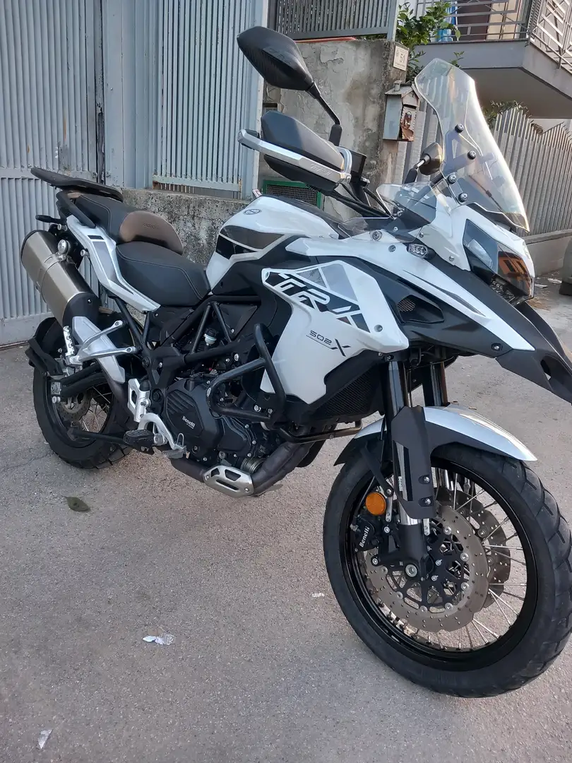 Benelli TRK 502 Enduro Чёрный - 1