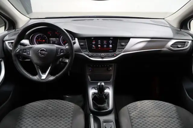 Opel Astra view 9