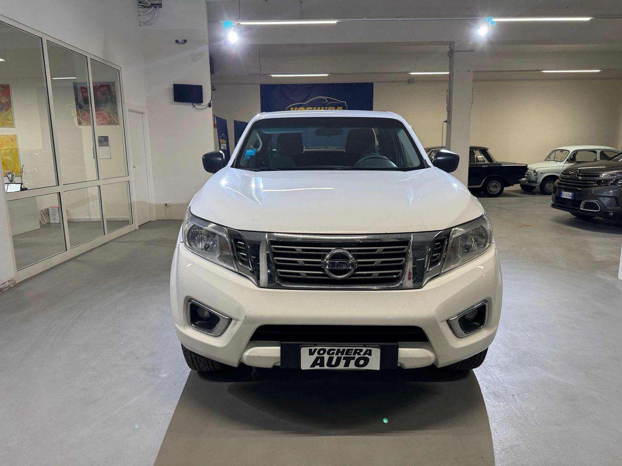 Nissan Navara 2.3 dCi 4WD King Cab Acenta