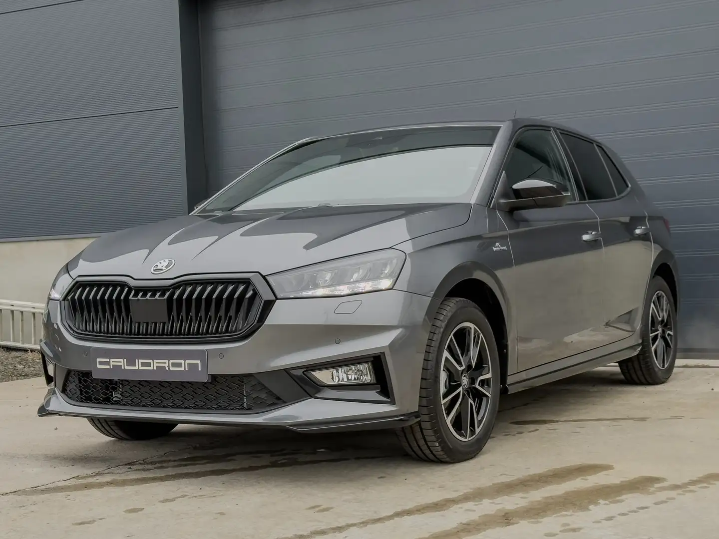 Skoda Fabia 1.0 TSI / AUTOMAAT / *NIEUW* 5 YEAR WARRANTY Grijs - 1
