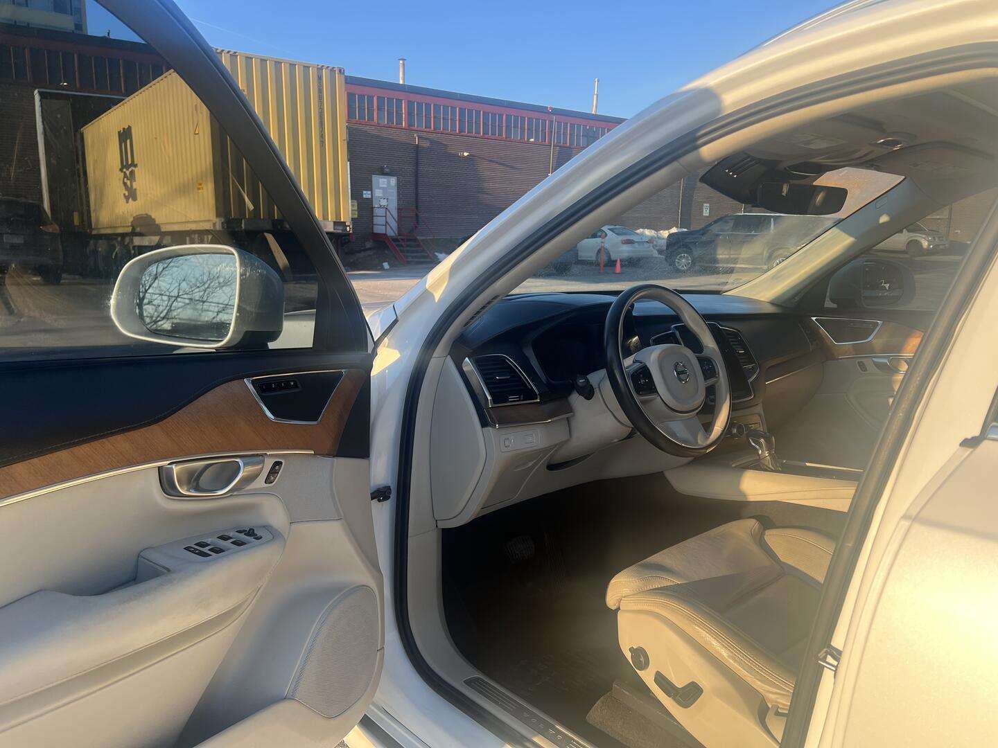 2019 Volvo XC90 T6 Inscription AWD thumb 17