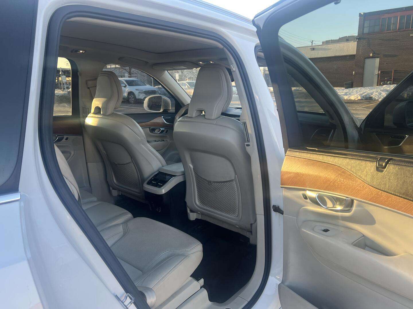 2019 Volvo XC90 T6 Inscription AWD thumb 21