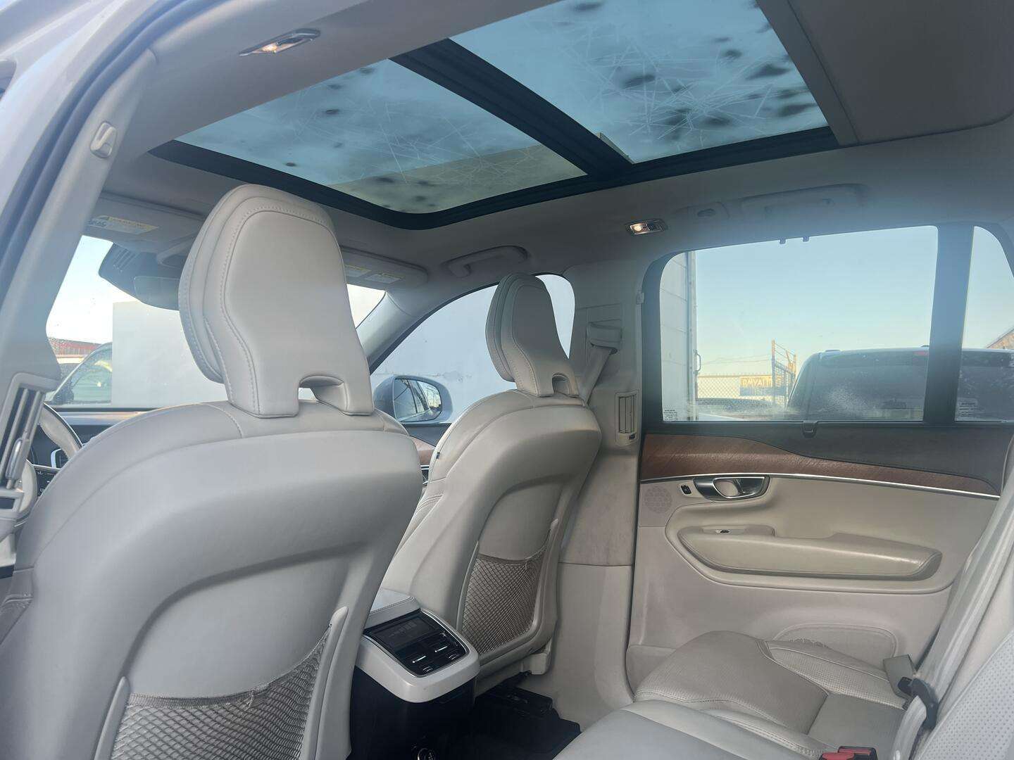 2019 Volvo XC90 T6 Inscription AWD thumb 19