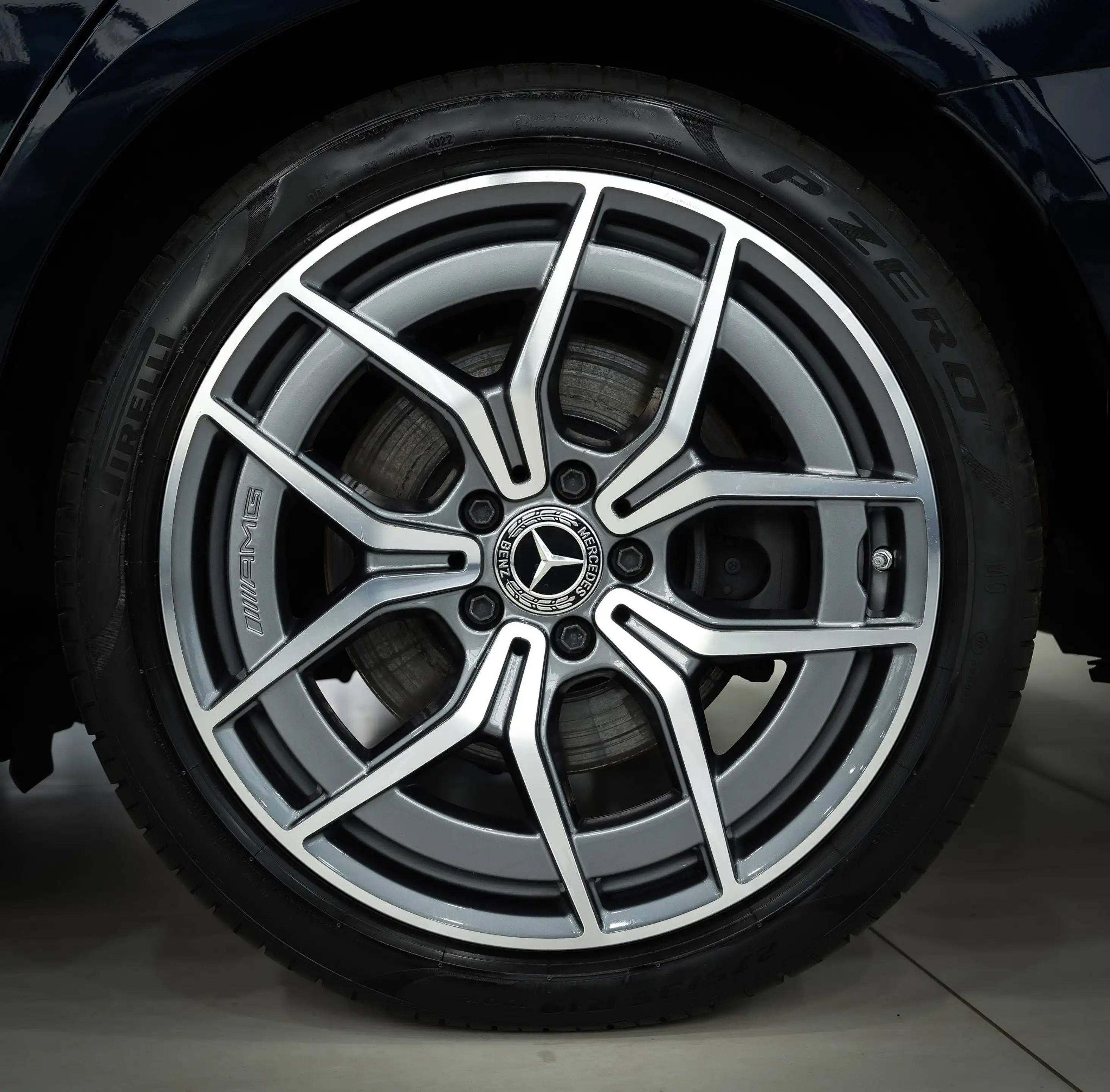Mercedes-Benz E 400 d 4Matic*AMG-LINE*EXCL-INT*AIRMATIC*BURM* — photo 12