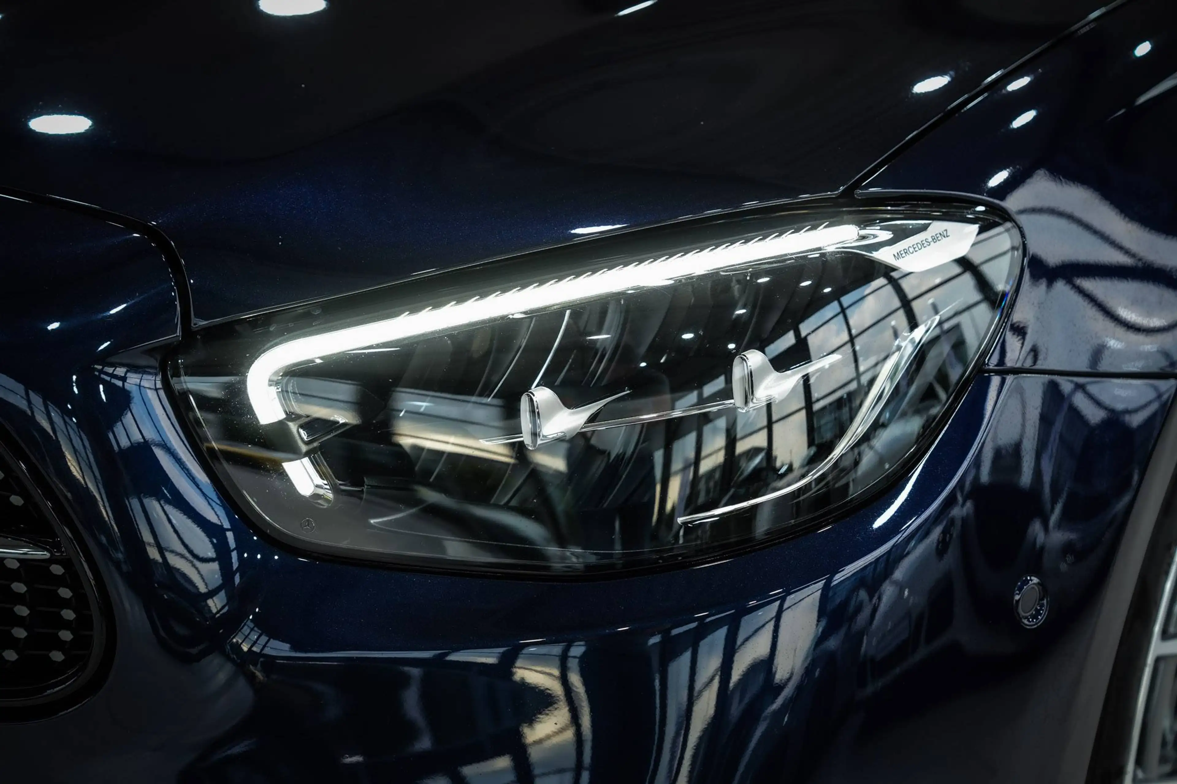 Mercedes-Benz E 400 d 4Matic*AMG-LINE*EXCL-INT*AIRMATIC*BURM* — photo 11