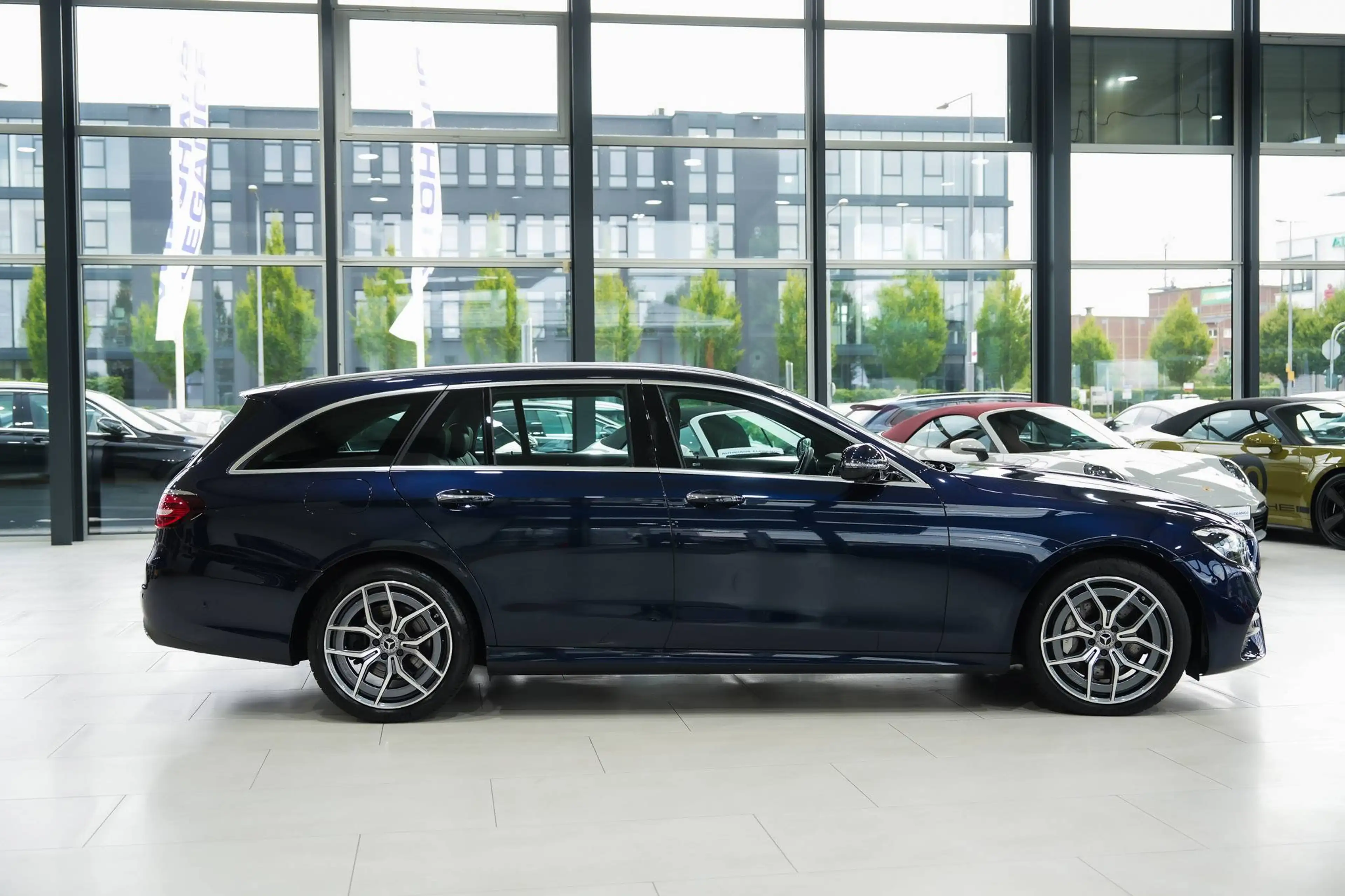 Mercedes-Benz E 400 d 4Matic*AMG-LINE*EXCL-INT*AIRMATIC*BURM* — photo 6