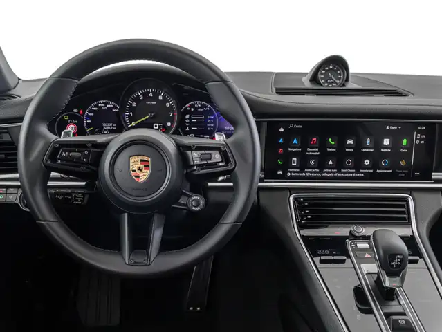 Porsche Panamera view 13
