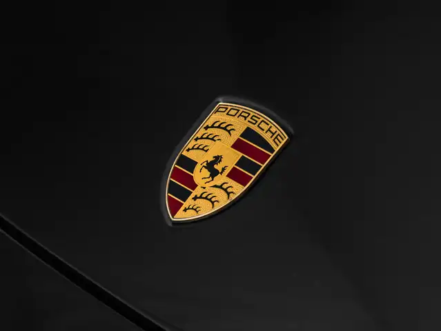 Porsche Panamera view 10
