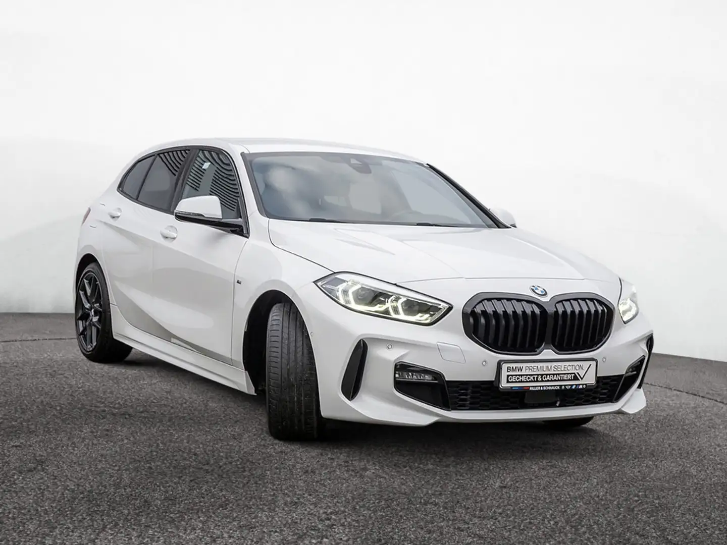 BMW 118 i M-Sport LED+KAM+NAVI+SHZG Weiß - 2